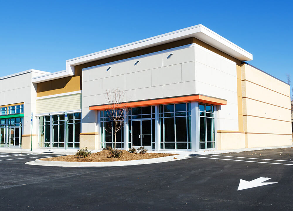 commercial painting a retail building
